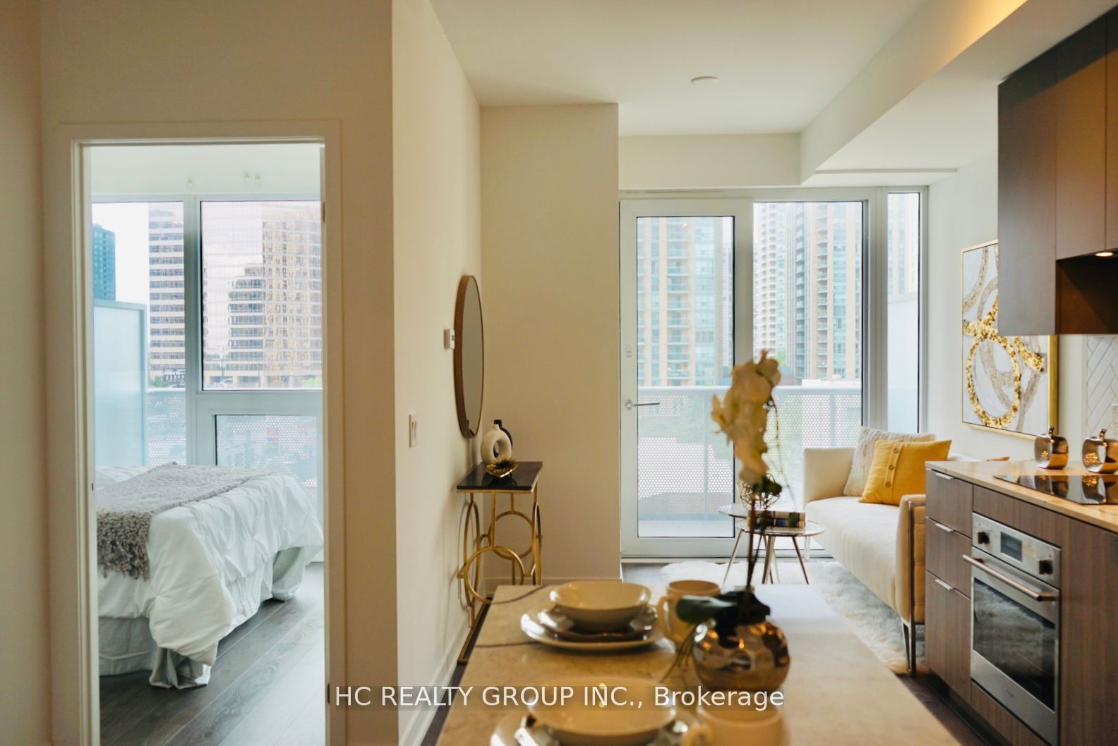 15 Holmes Ave N, unit 605 for sale - image #8