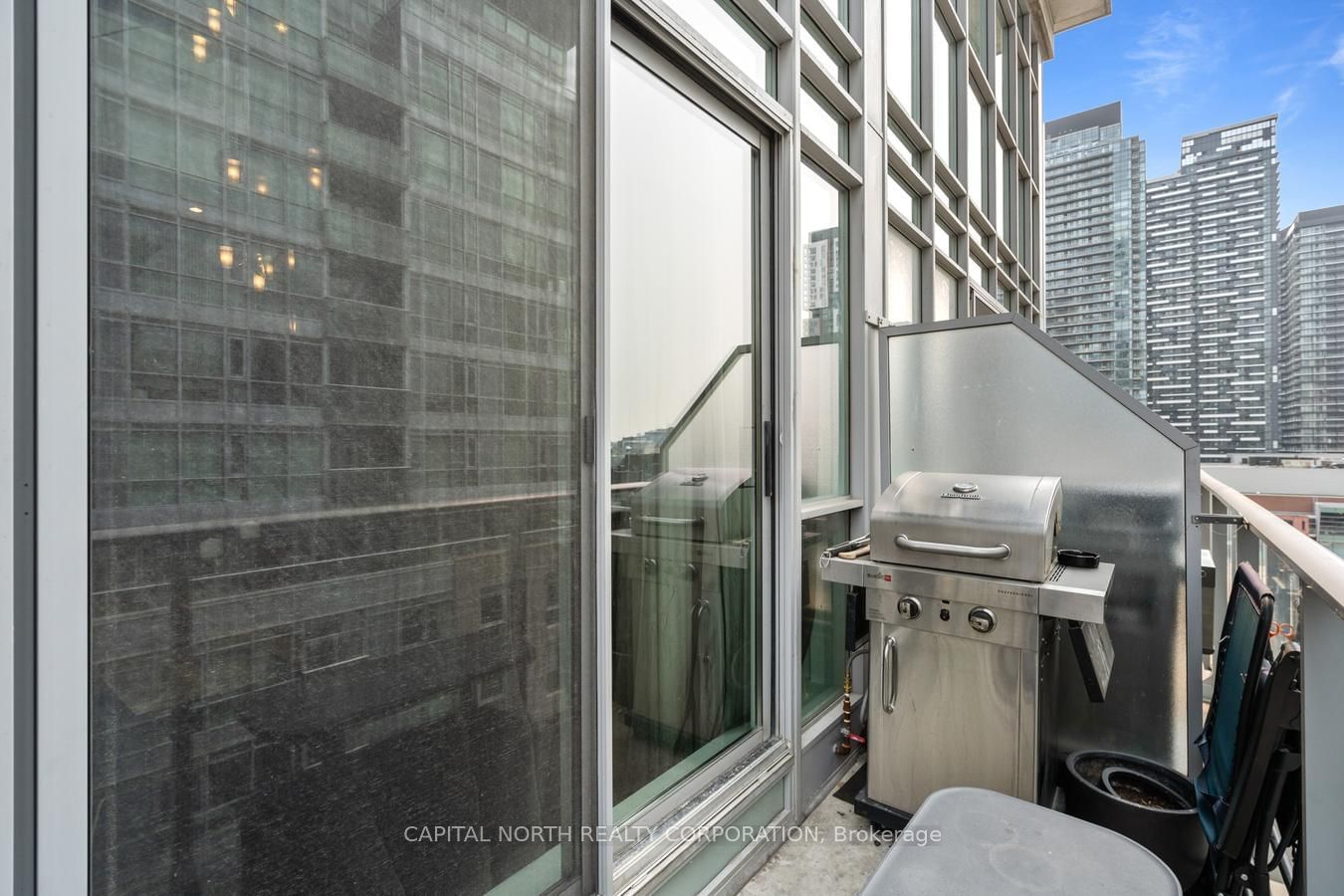 21 Nelson St, unit LPH08 for rent - image #18