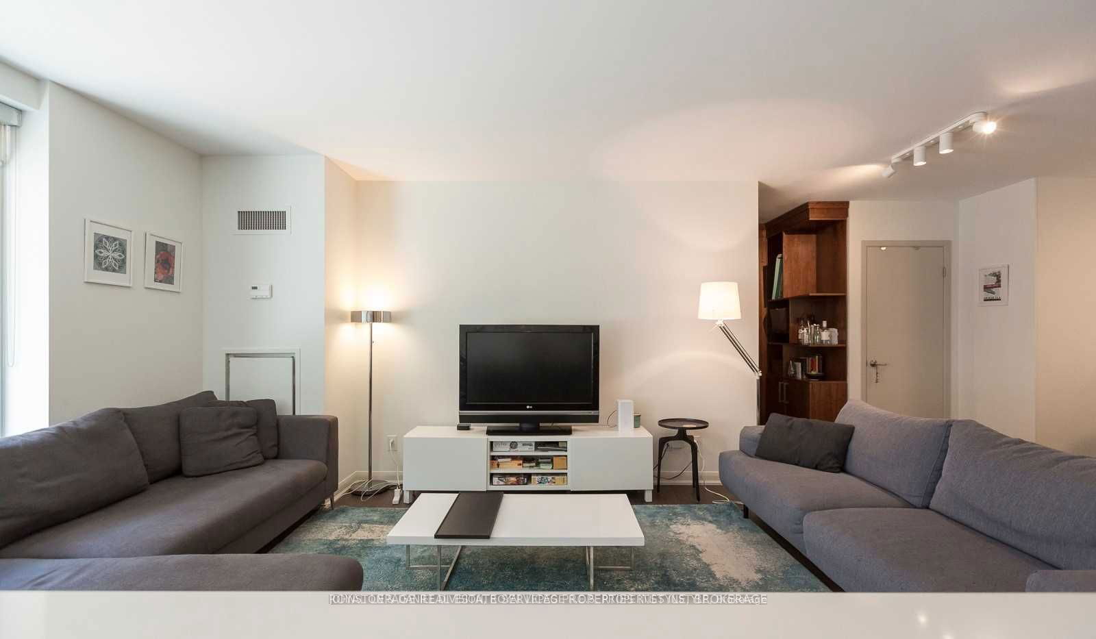 205 Frederick St, unit 702 for rent - image #6