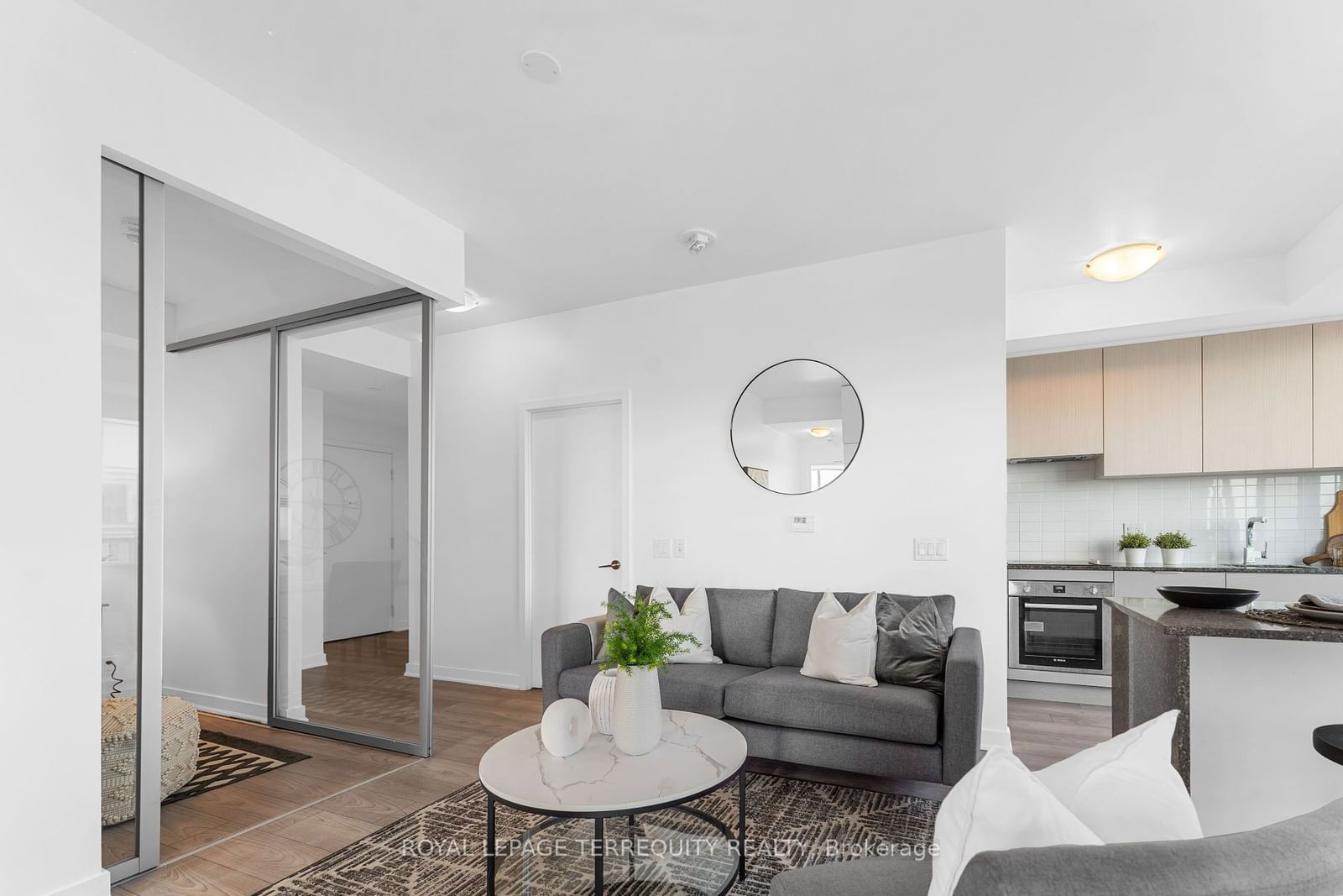 120 Parliament St, unit 1808 for sale