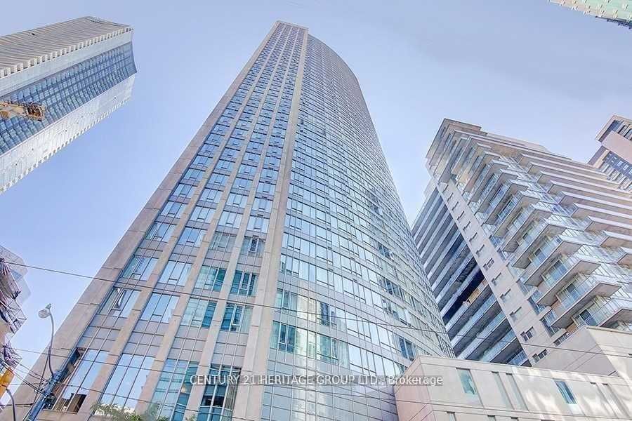 210 Victoria St, unit 608 for rent - image #1