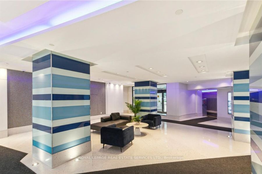 600 Fleet St, unit 517 for rent - image #3