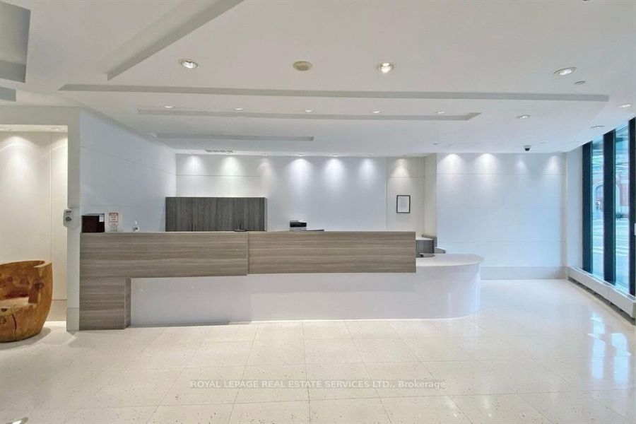 600 Fleet St, unit 517 for rent - image #4