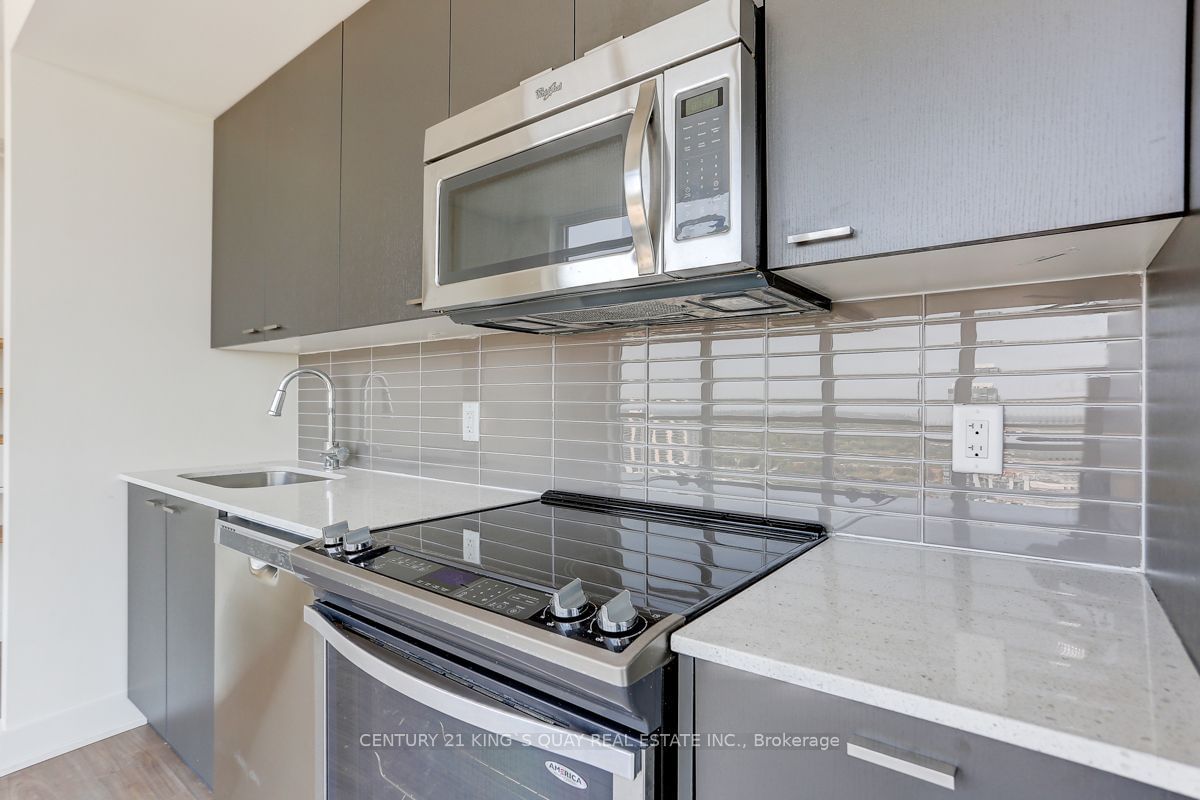 30 Roehampton Ave, unit 2805 for sale - image #13