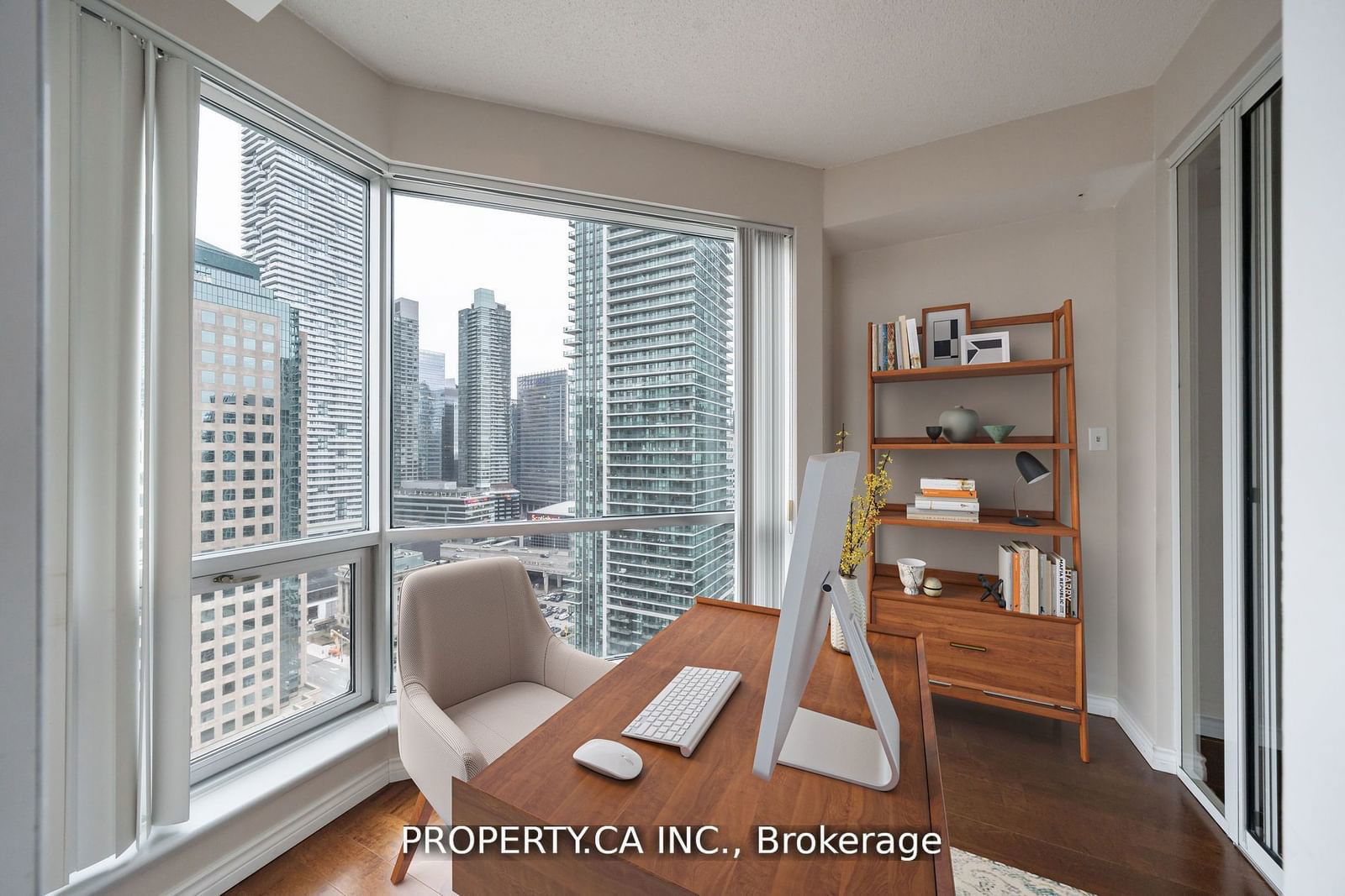 10 Queens Quay W, unit SPH2406 for sale