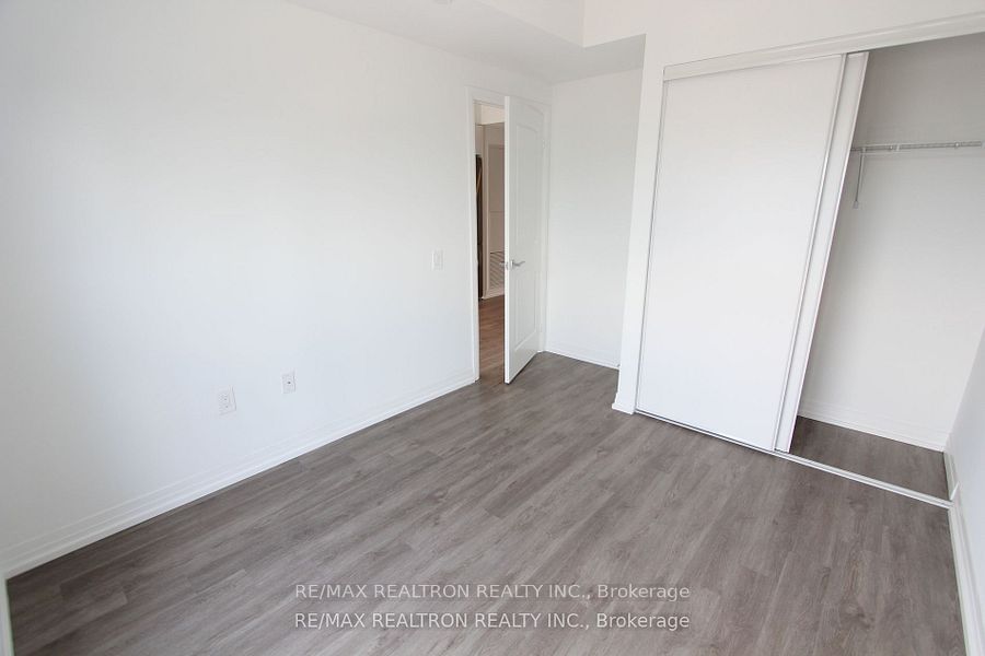 251 Jarvis St, unit 3612 for rent - image #12