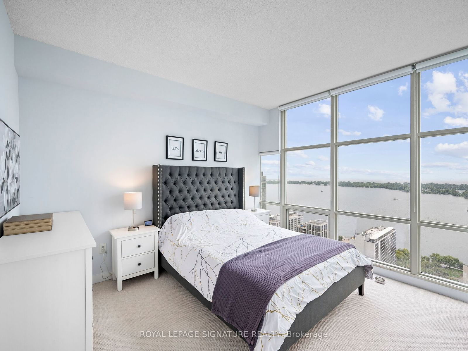 10 Navy Wharf Crt, unit 4509 for rent