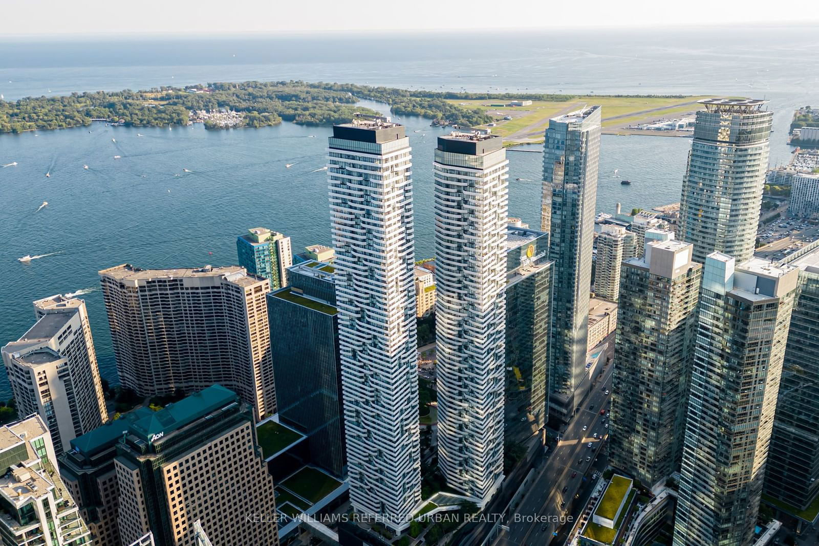 100 Harbour St, unit 1604 for sale