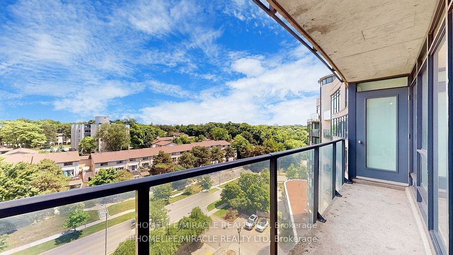 18 Valley Woods Rd, unit Ph311 for sale