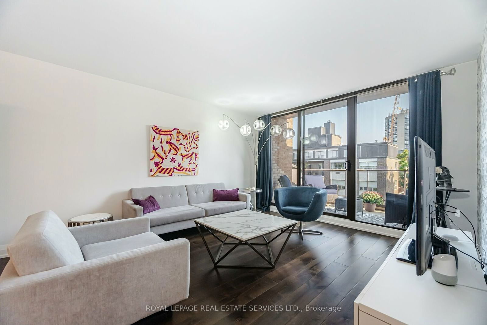 350 Lonsdale Rd, unit 607 for sale - image #18