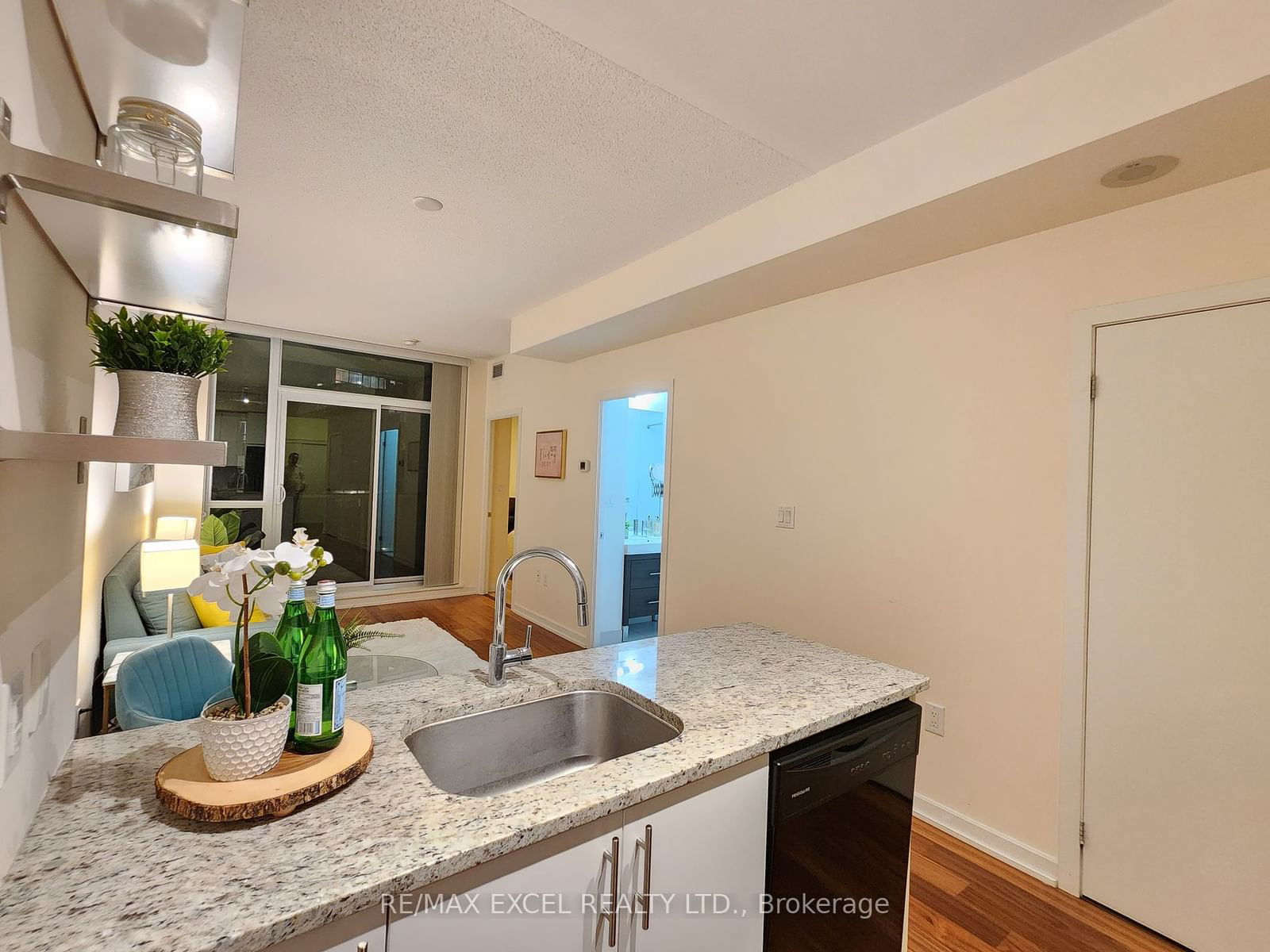 70 Forest Manor Rd, unit 701 for sale - image #12