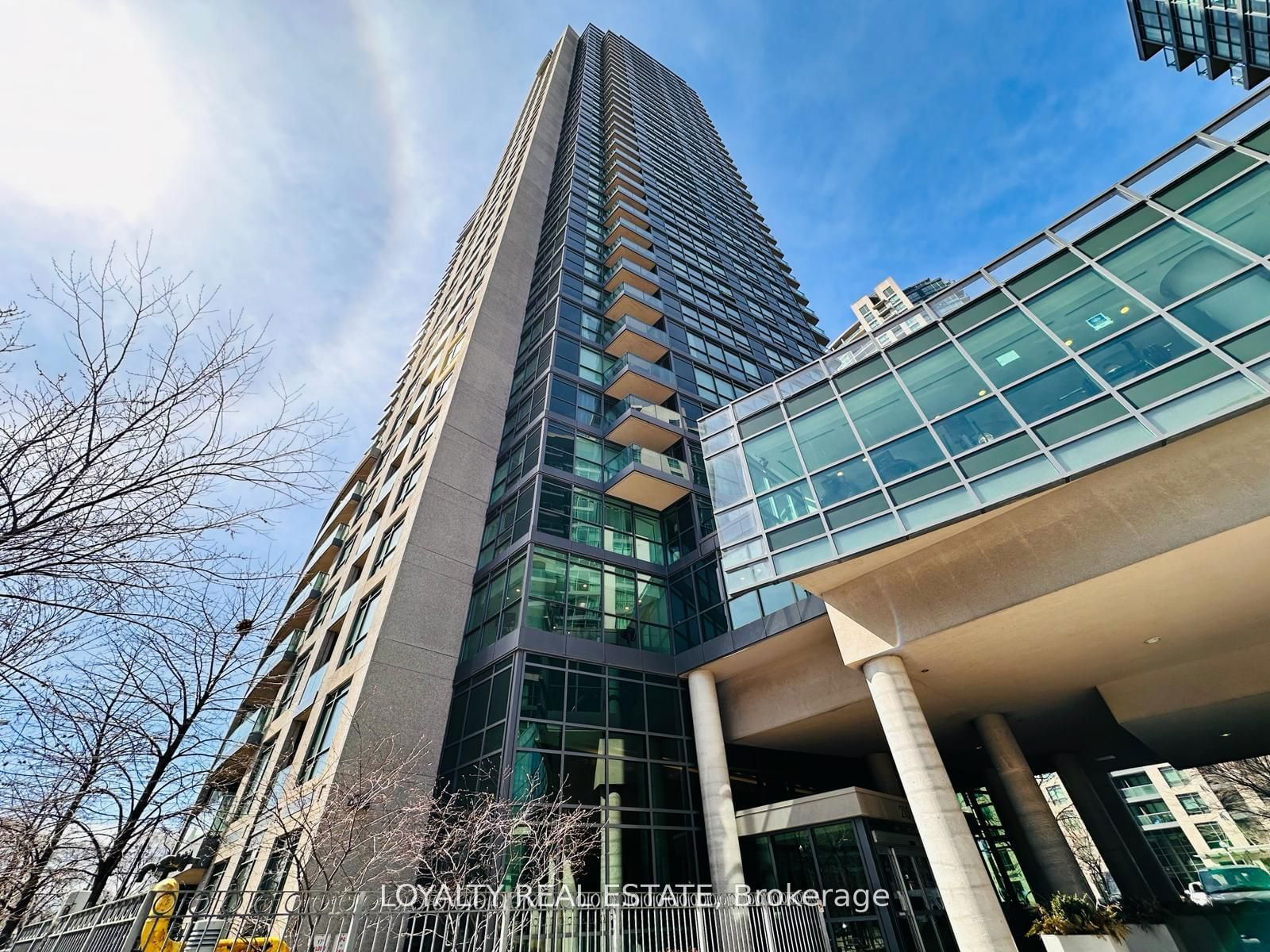 215 Fort York Blvd, unit 2606 for sale - image #1