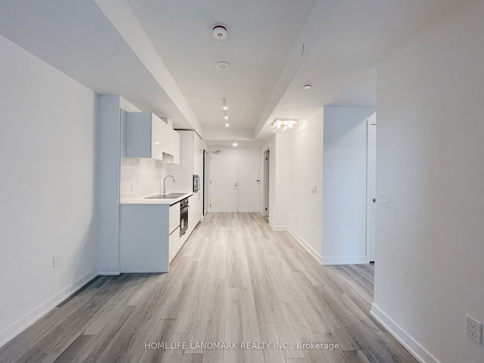 238 Simcoe St, unit 2207 for rent - image #1