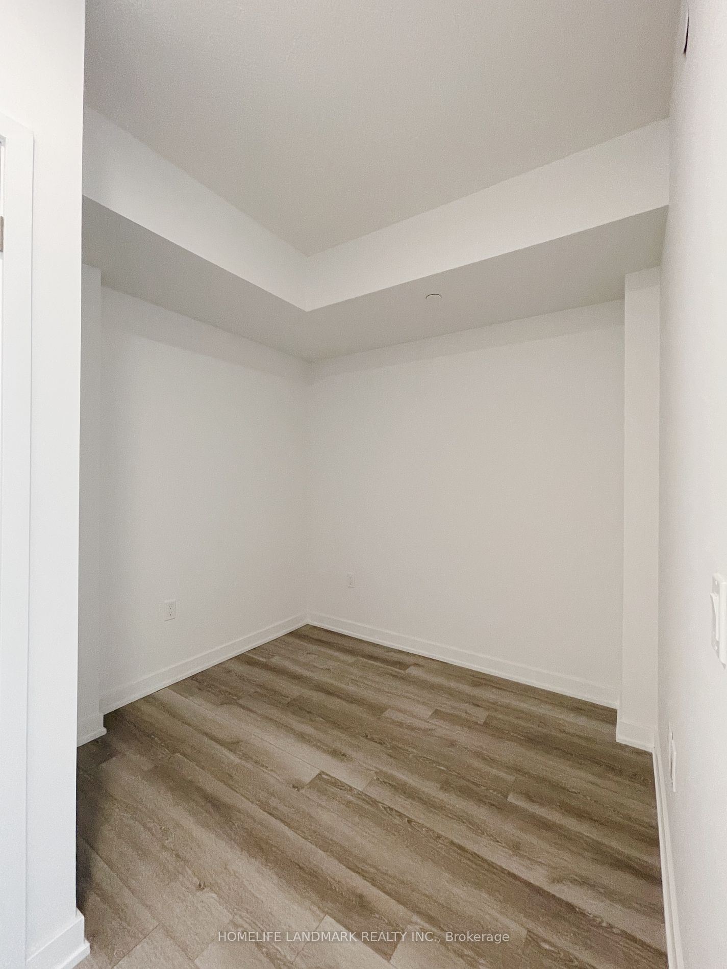 238 Simcoe St, unit 2207 for rent - image #4