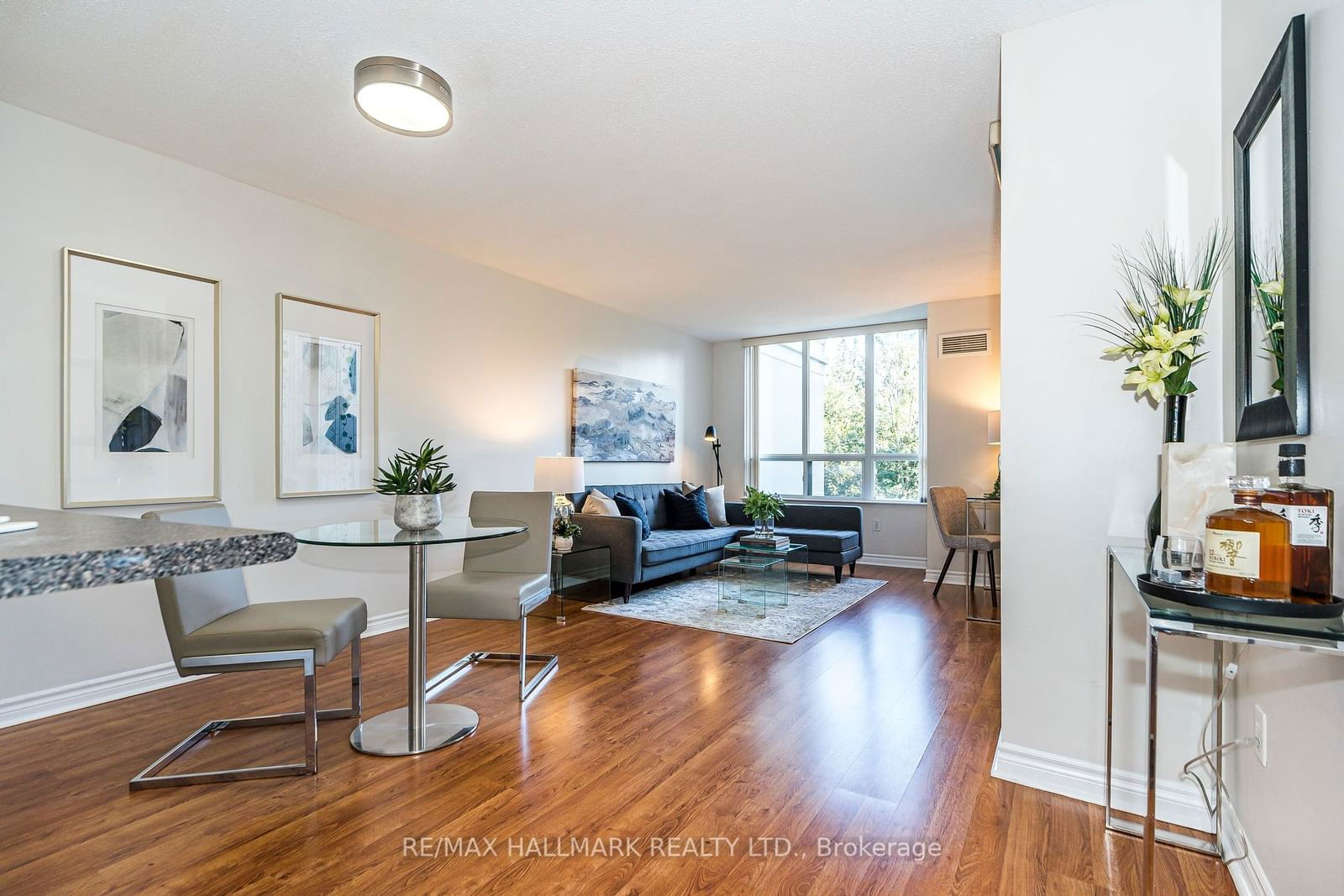 225 Merton St, unit 617 for sale