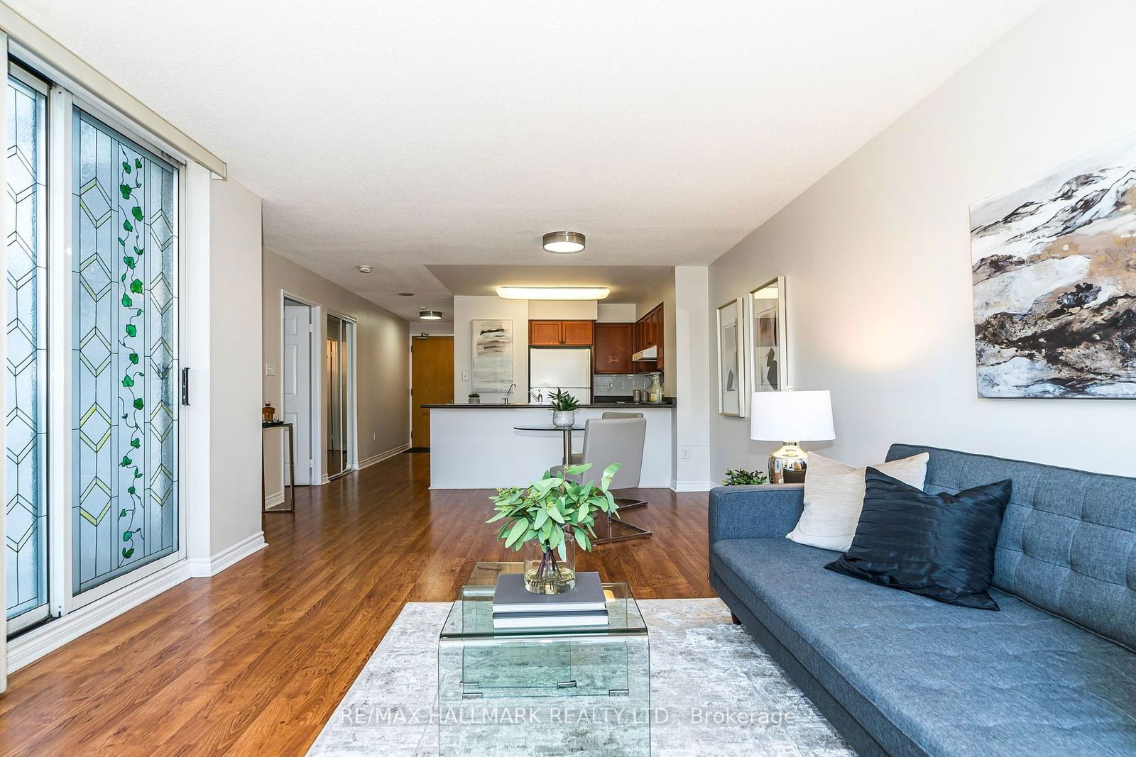 225 Merton St, unit 617 for sale