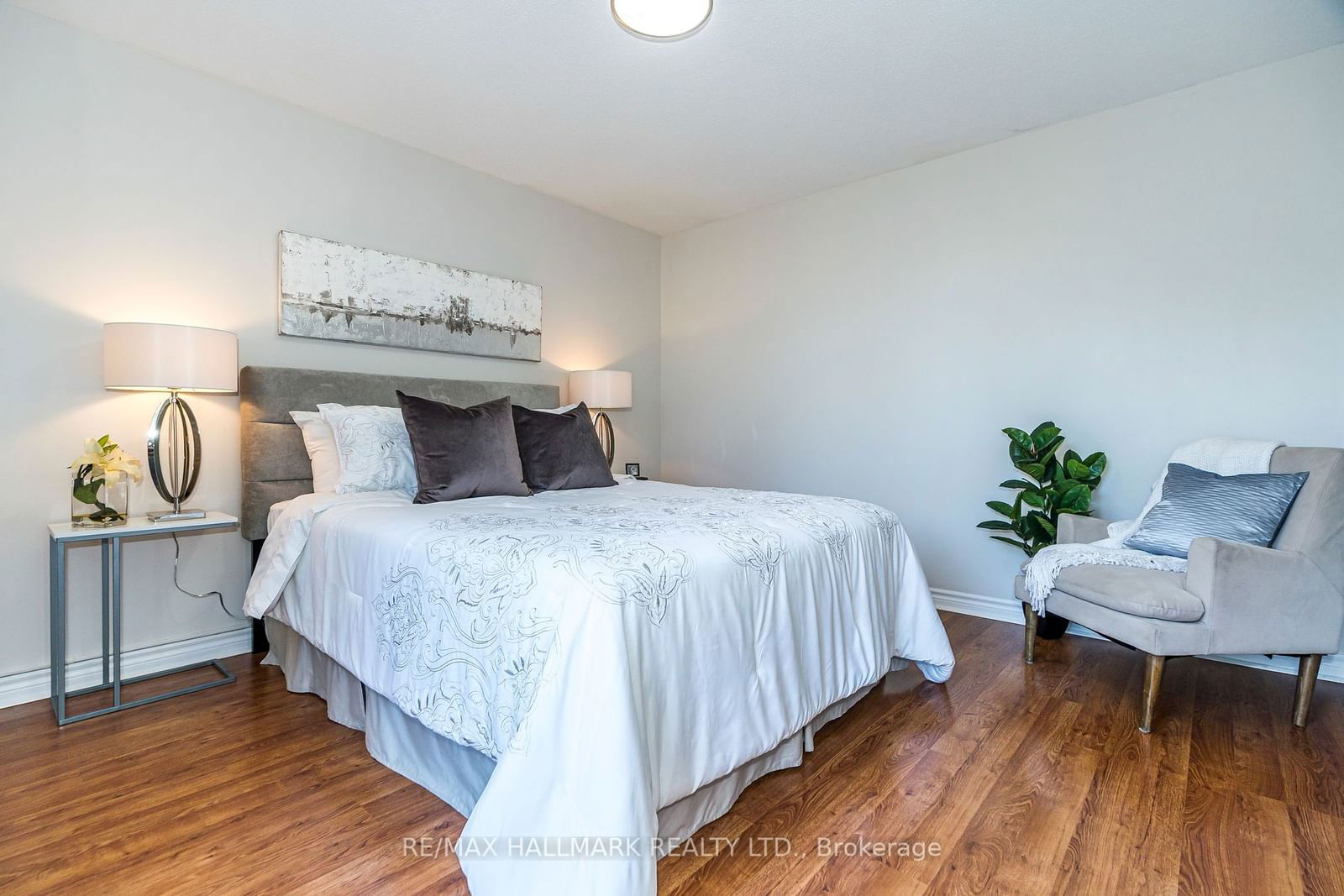 225 Merton St, unit 617 for sale - image #23