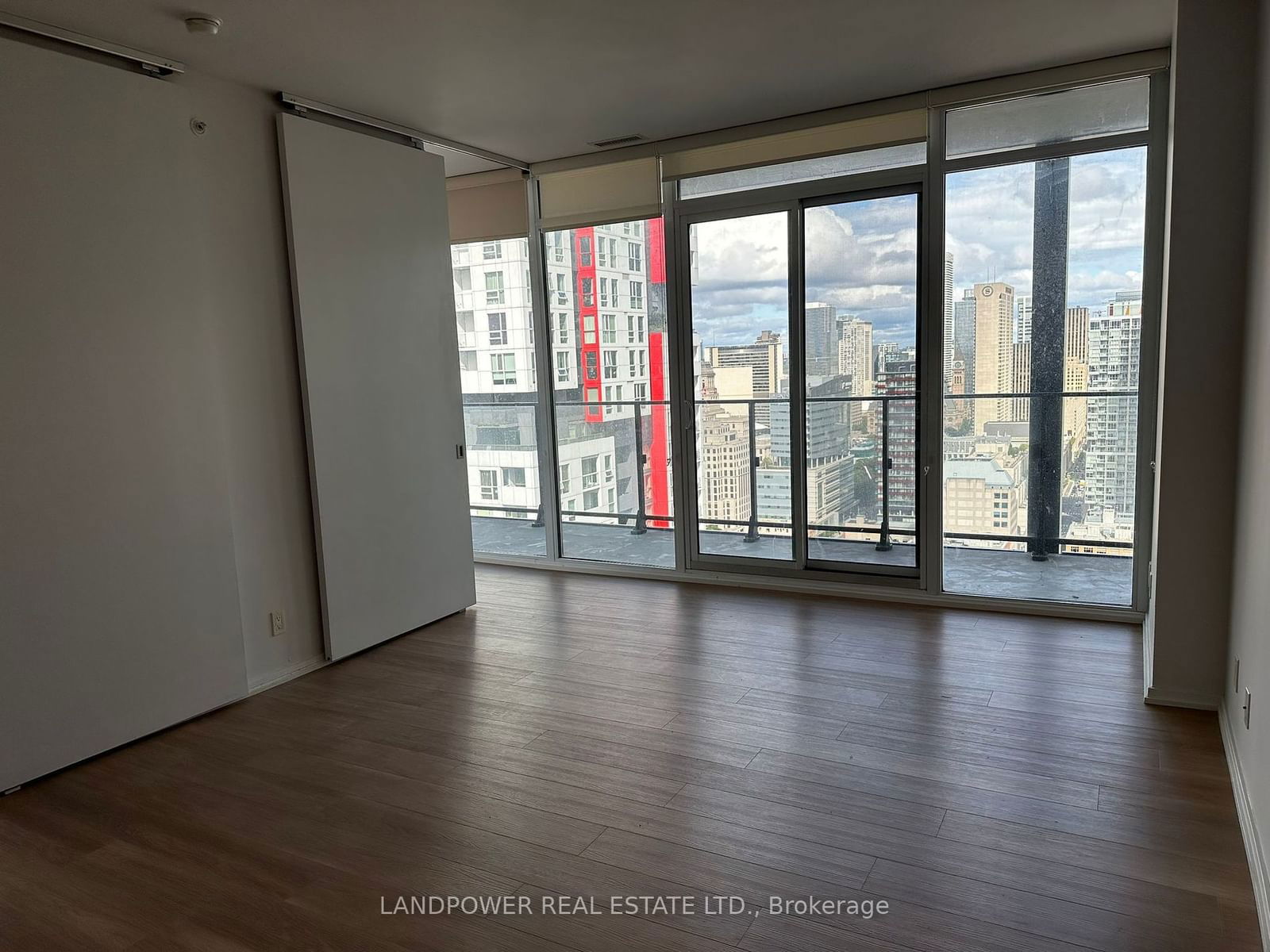 125 Peter St, unit 2808 for rent - image #5