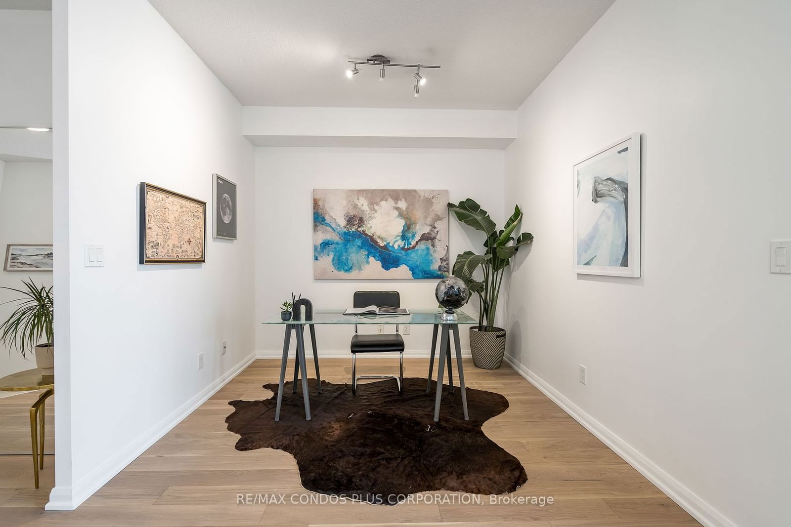 111 Elizabeth St, unit 1119 for sale - image #21