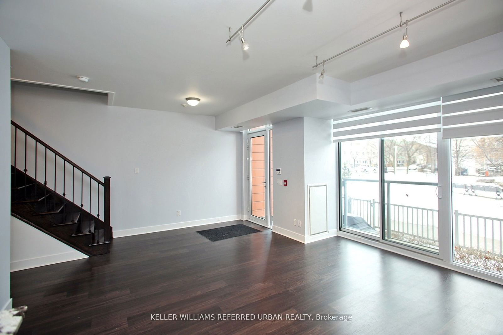 90 Stadium Rd, unit TH115 for rent - image #5