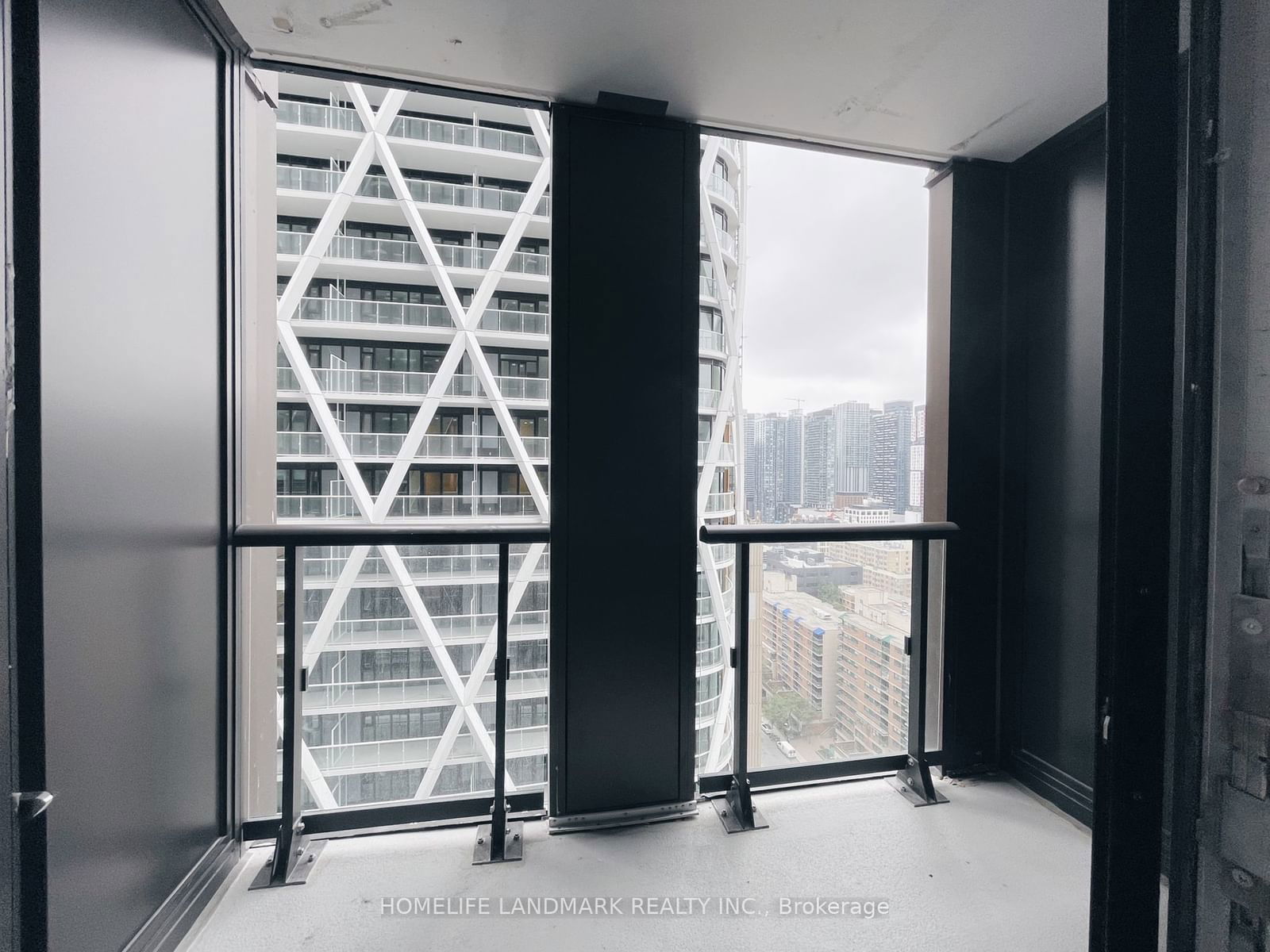 238 Simcoe St, unit 2007 for sale - image #8