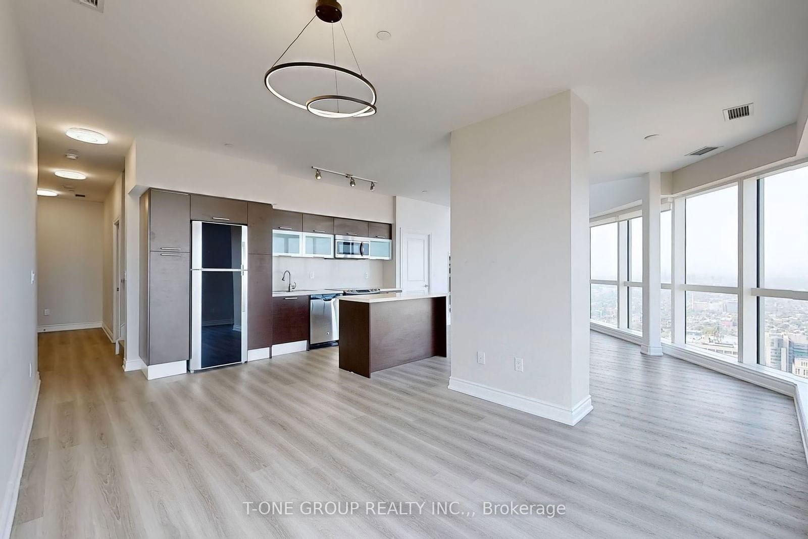 386 Yonge St W, unit 5716 for rent - image #7