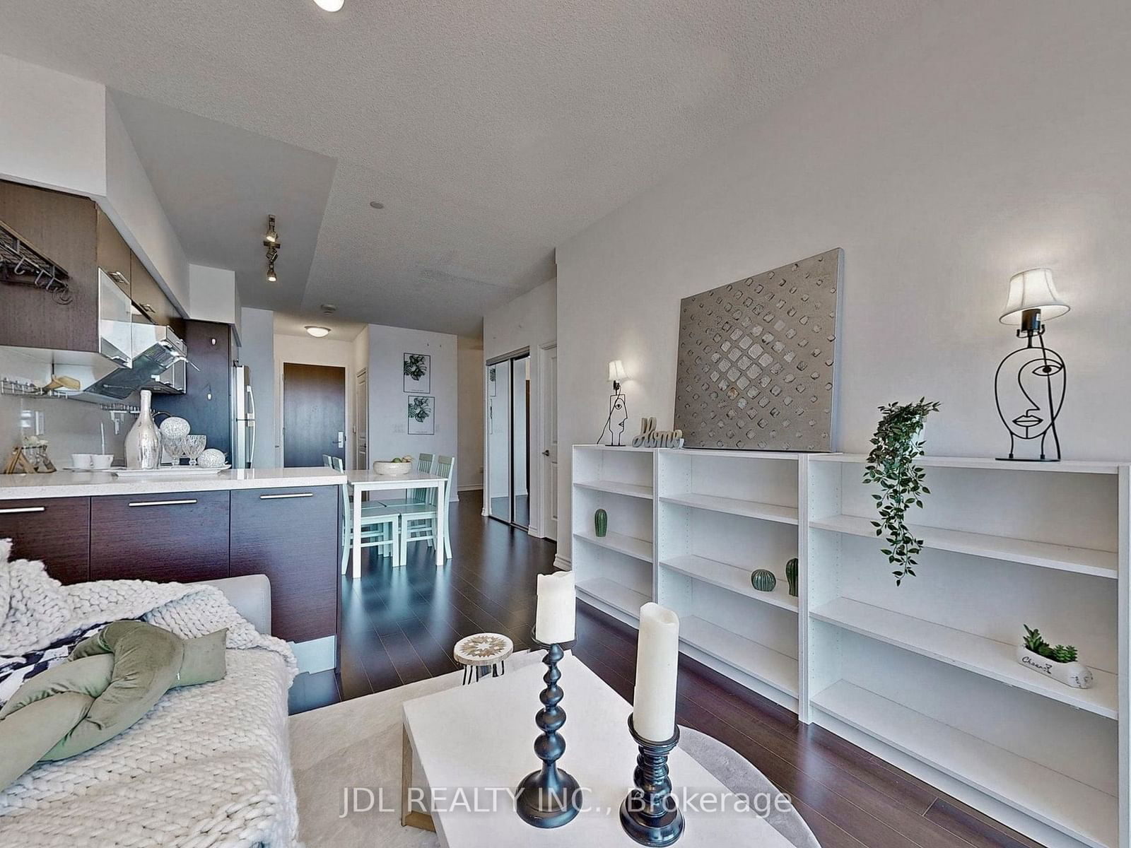 386 Yonge St, unit 3213 for sale - image #12