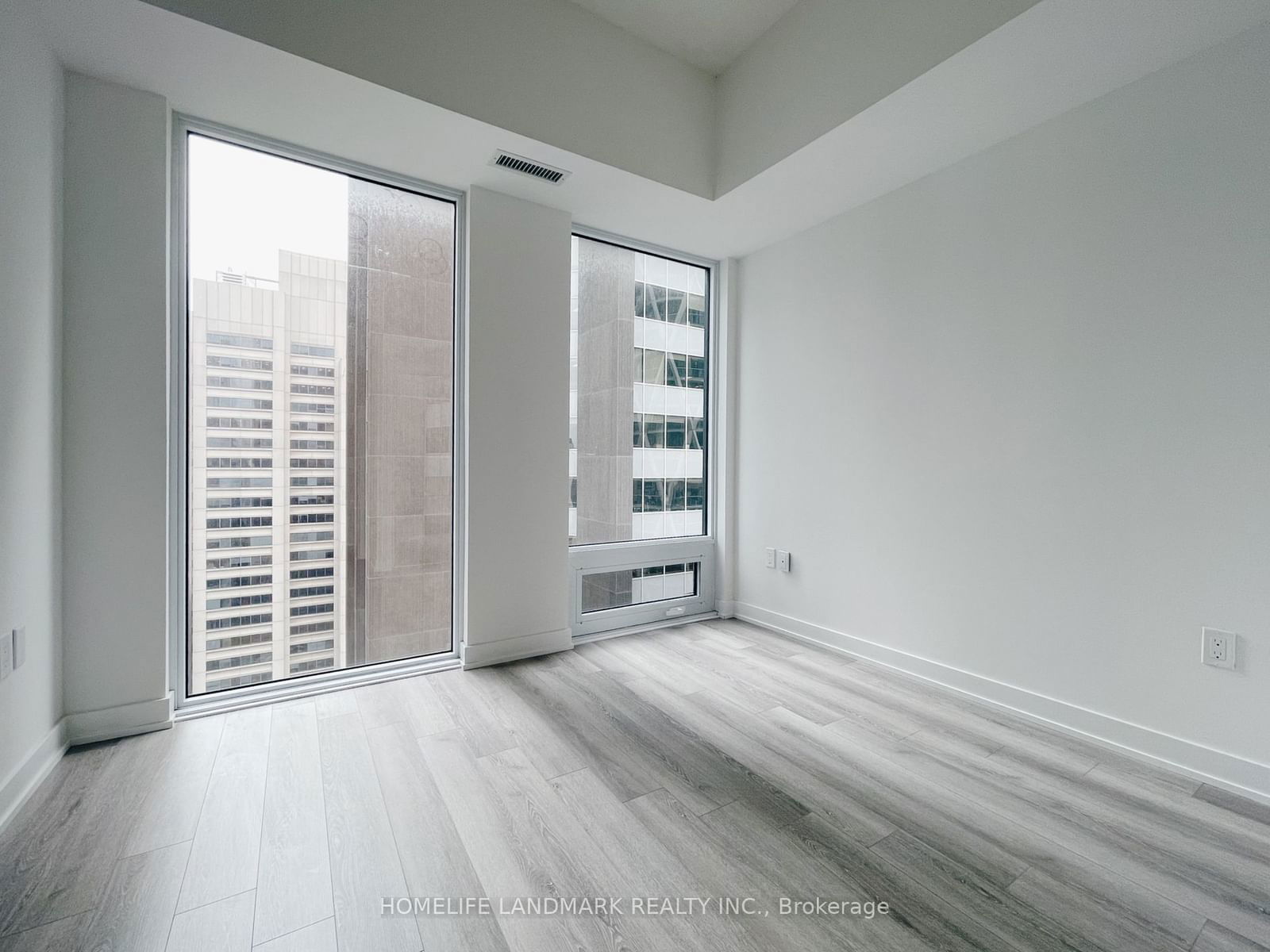 238 Simcoe St, unit 1804 for sale - image #5