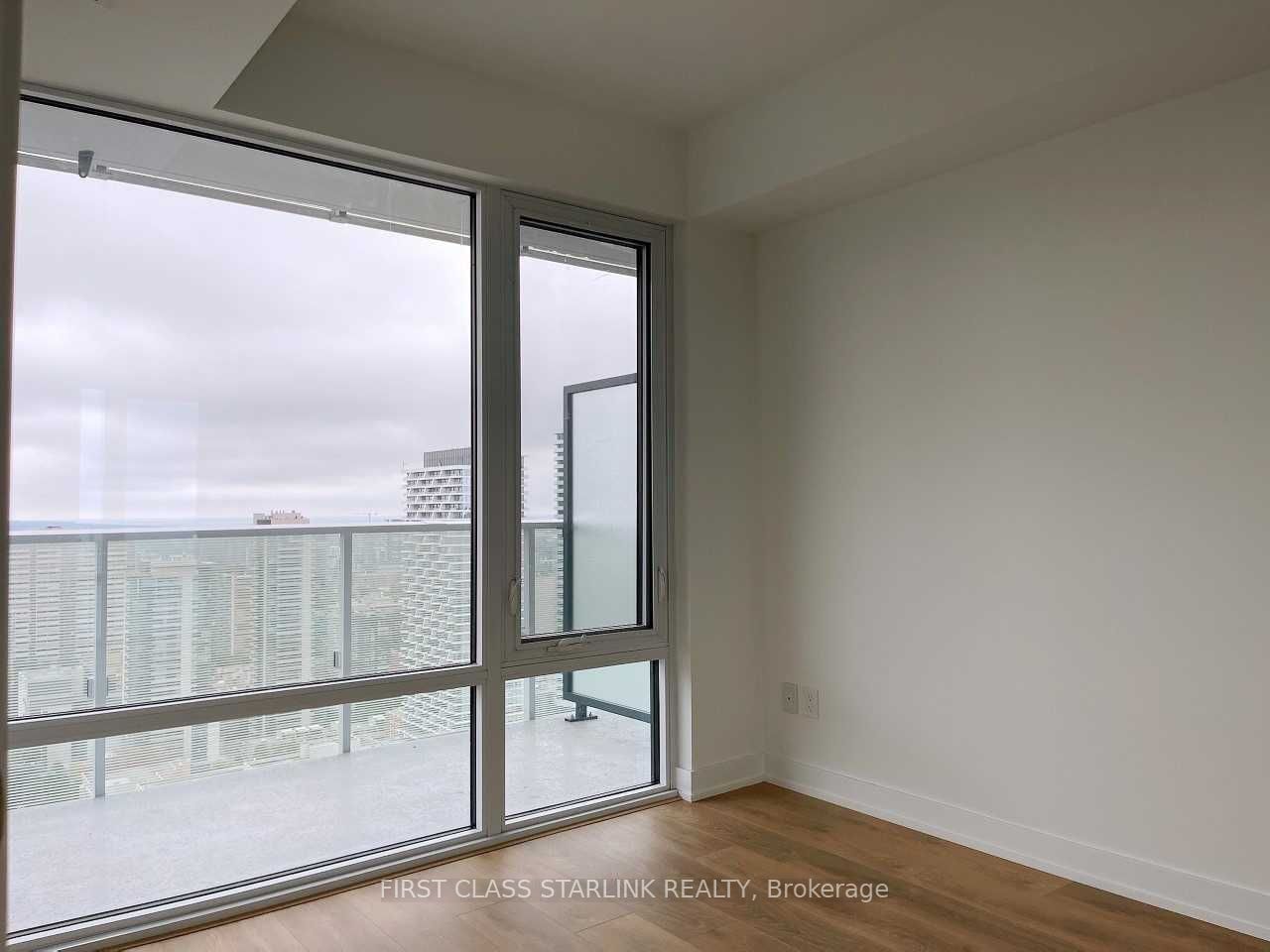 501 Yonge St, unit 3107 for rent - image #7