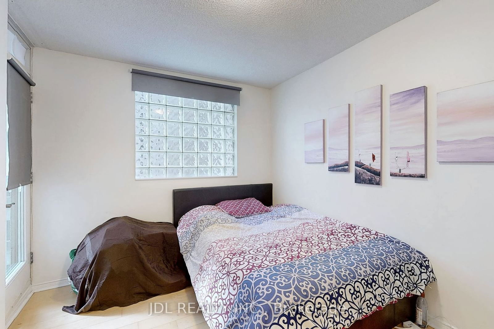 750 Bay St, unit 903 for sale - image #14