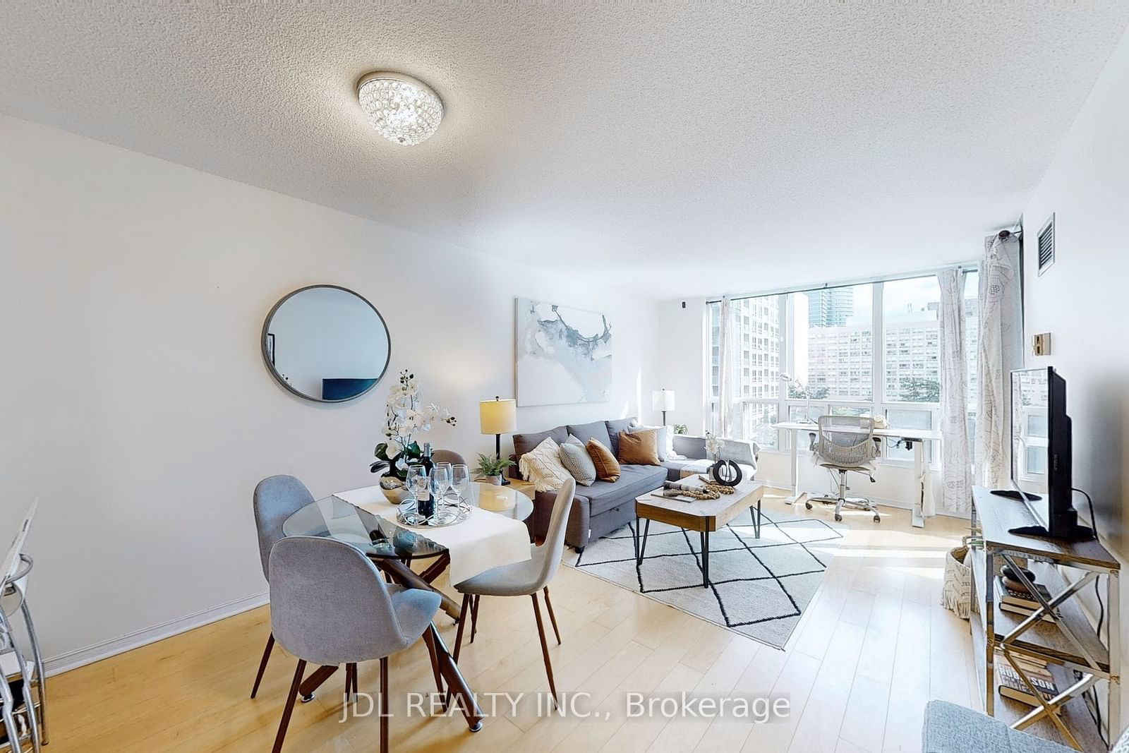 750 Bay St, unit 903 for sale - image #8