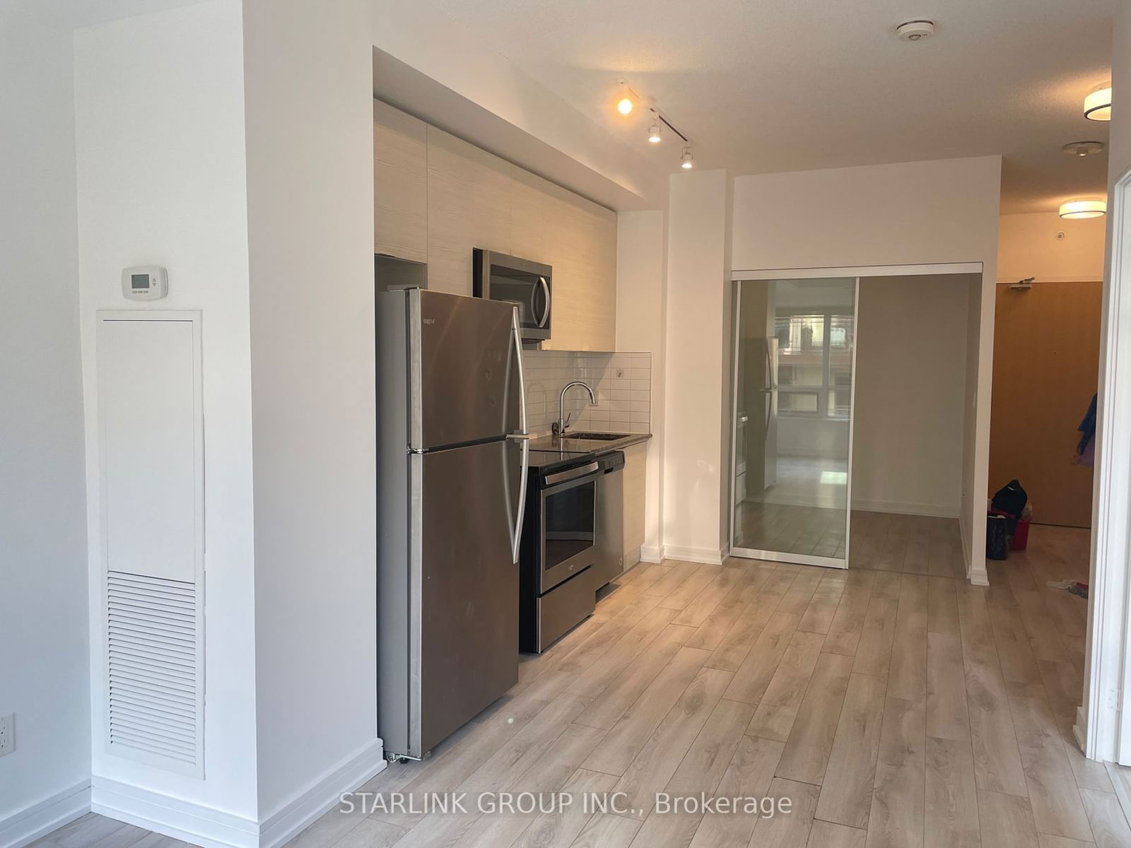 621 Sheppard Ave E, unit 322 for rent - image #5