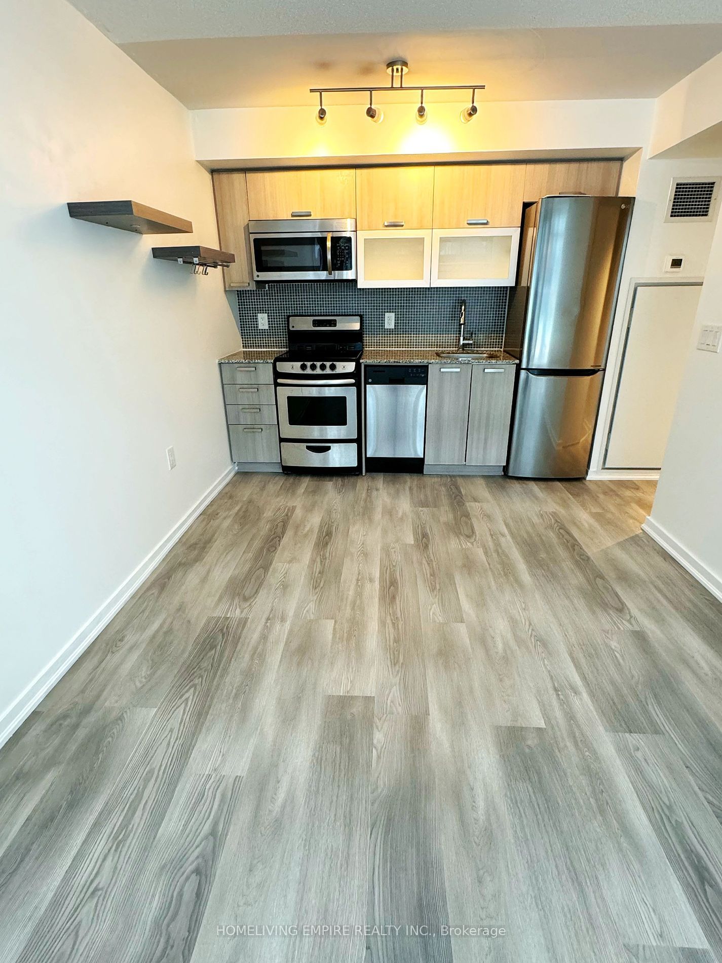 36 Lisgar St, unit 708W for sale - image #3