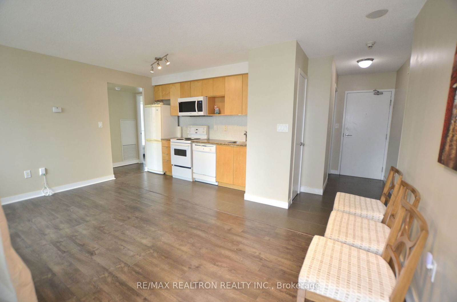 15 Fort York Blvd, unit 906 for rent