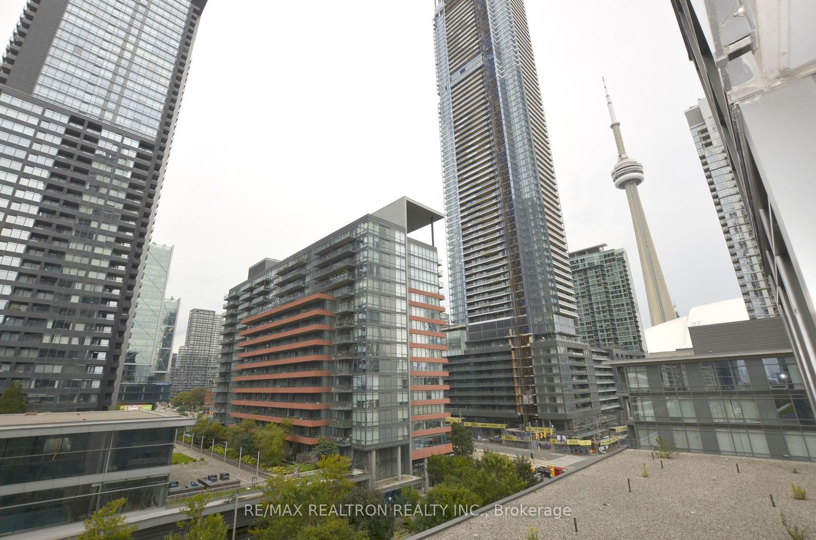 15 Fort York Blvd, unit 906 for rent