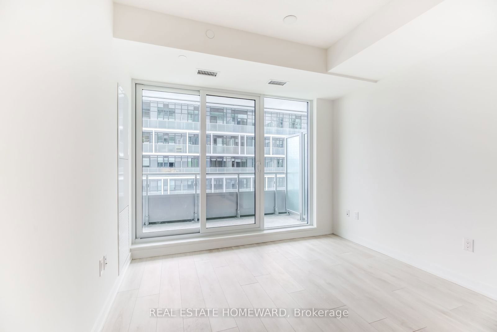 225 Sumach St, unit 901 for rent - image #10