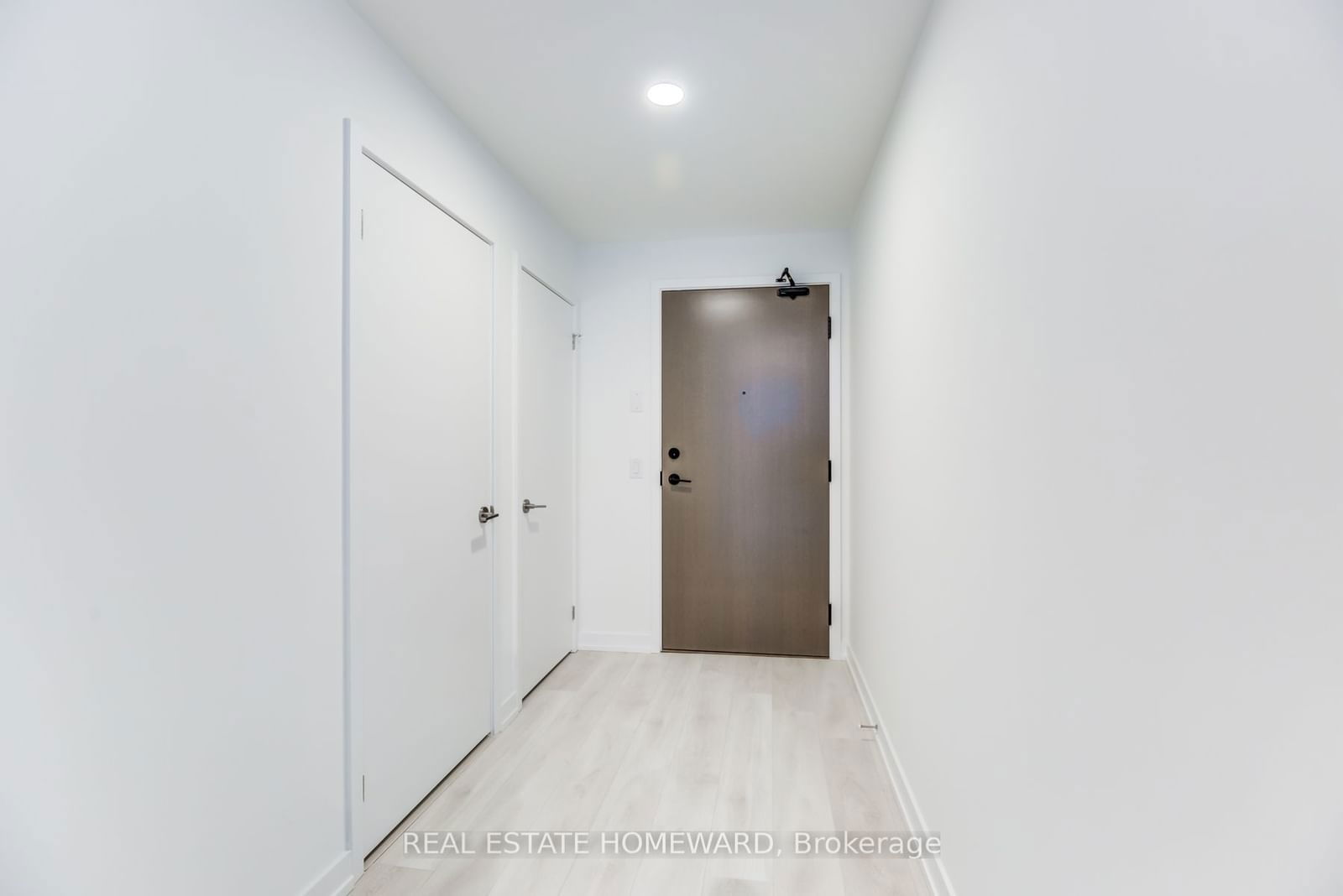 225 Sumach St, unit 901 for rent - image #3