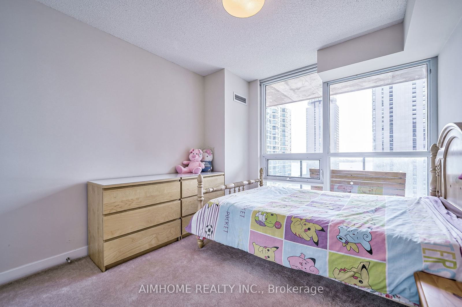 33 Bay St, unit 1508 for sale