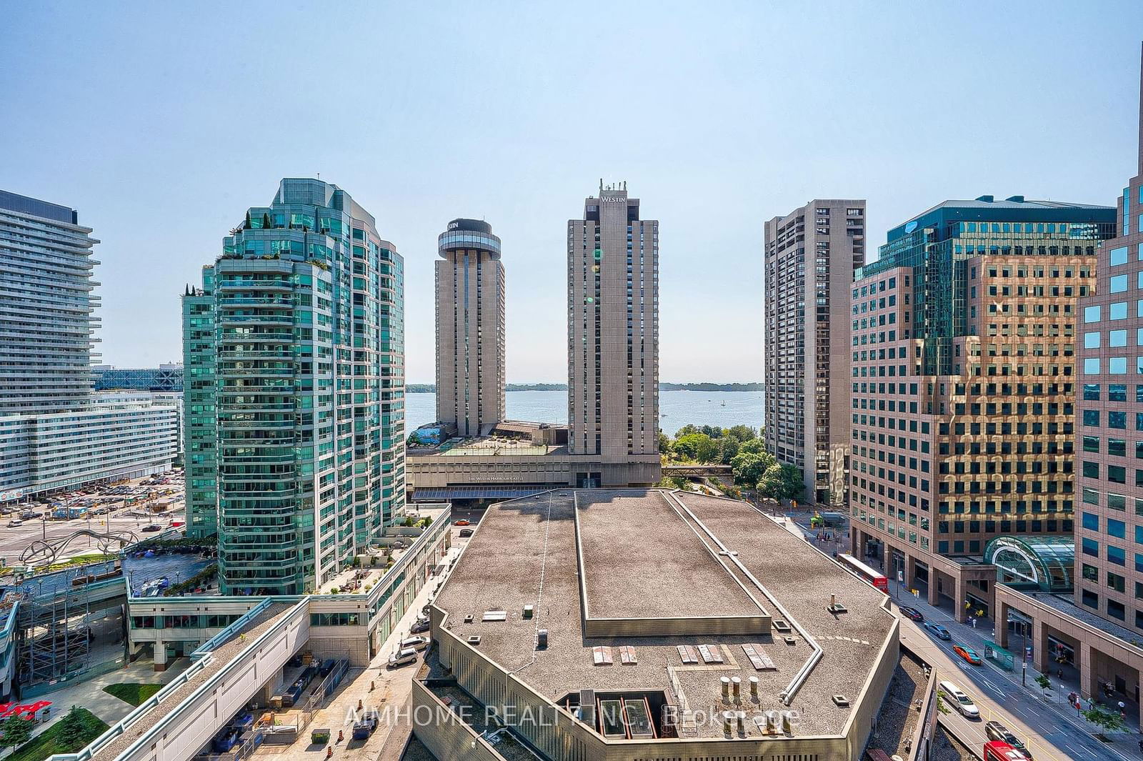 33 Bay St, unit 1508 for sale