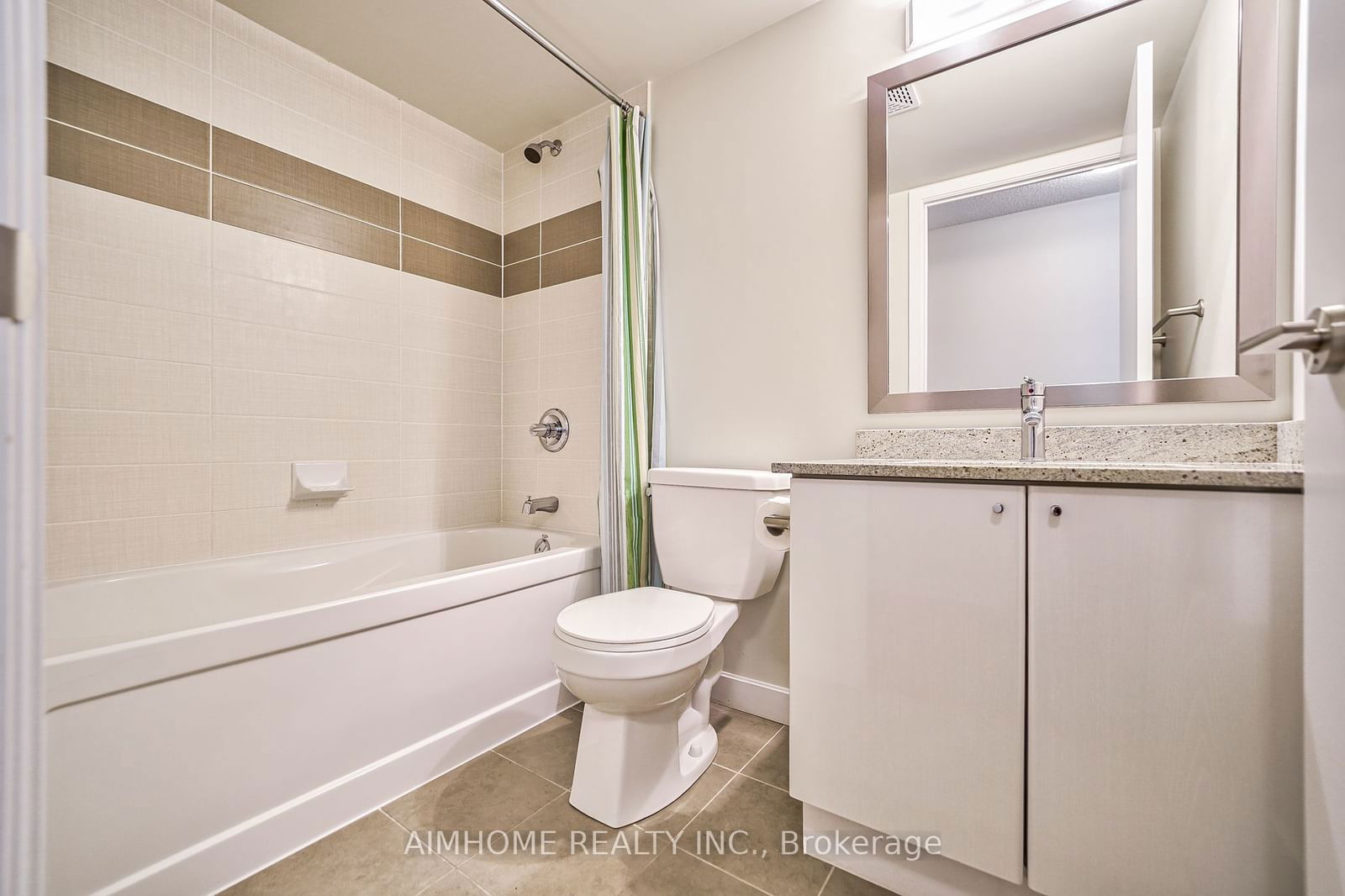 33 Bay St, unit 1508 for sale - image #6