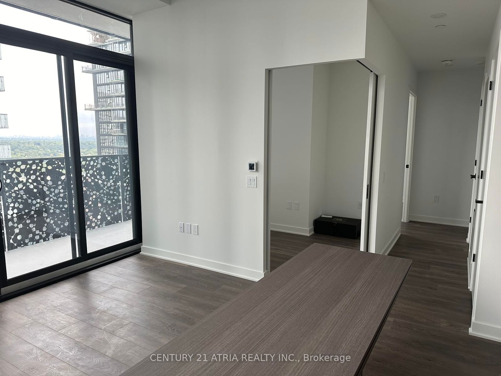 55 Charles St E, unit 3010 for rent