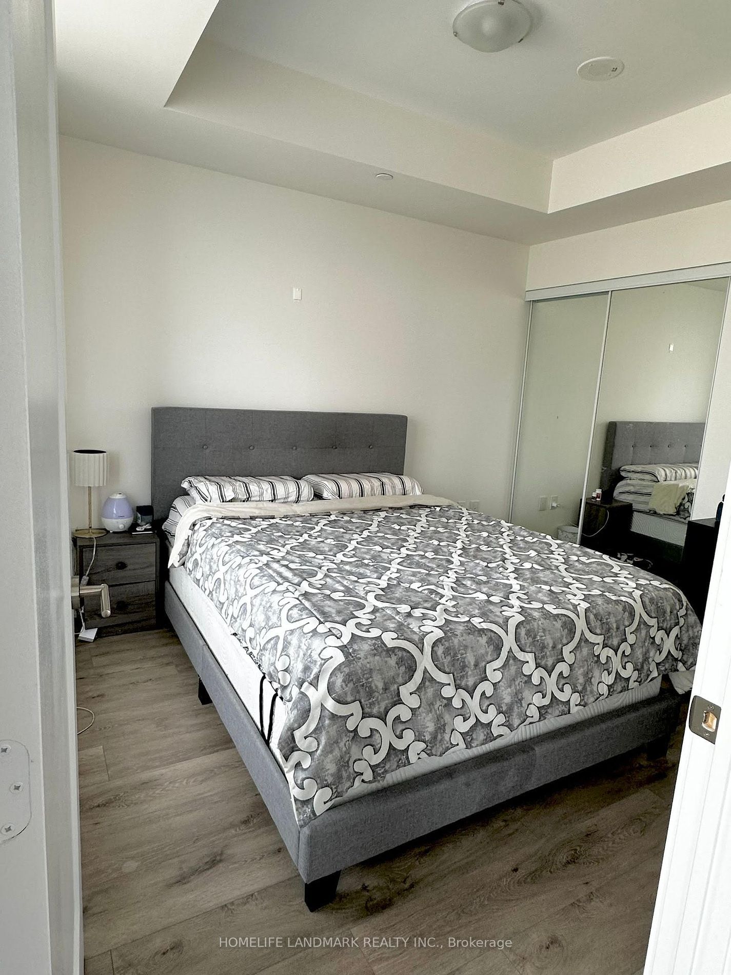 28 FREELAND St, unit 4004 for rent - image #8