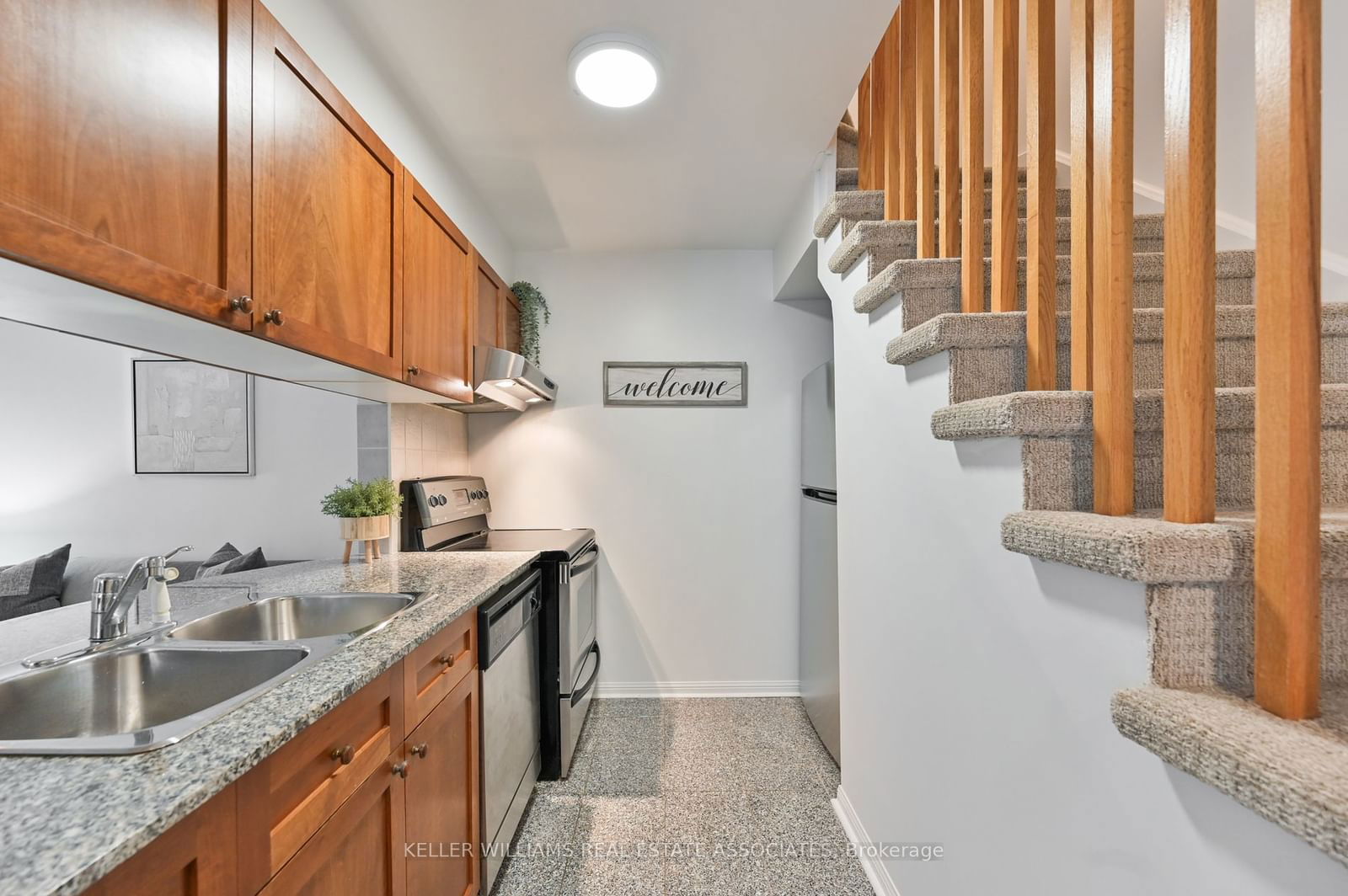 38 Stadium Rd S, unit 601 for sale - image #15