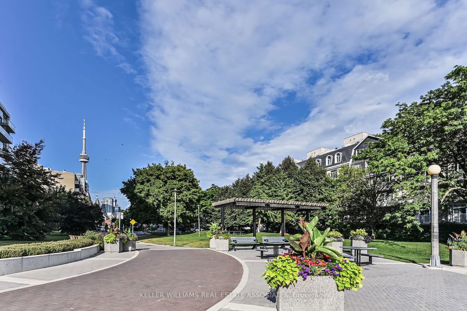 Marina Townhomes of South Beach, Downtown, Toronto