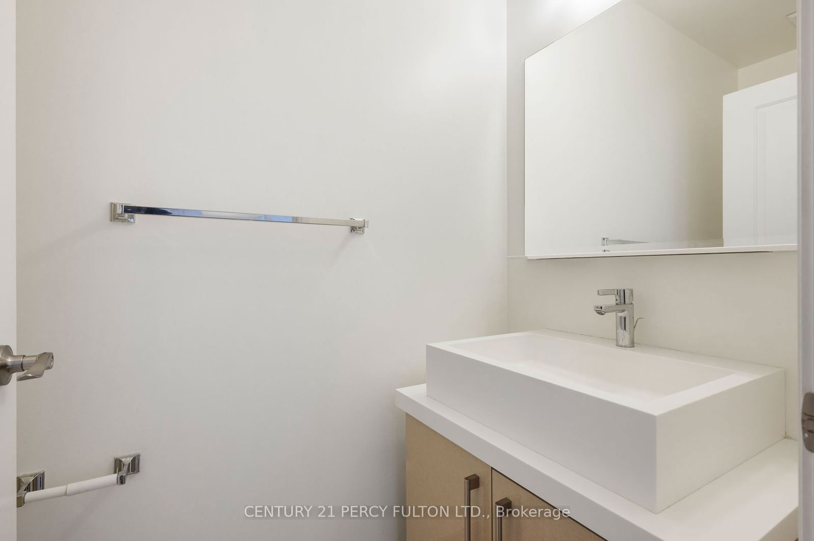 65 St Mary St, unit 4309 for sale - image #16