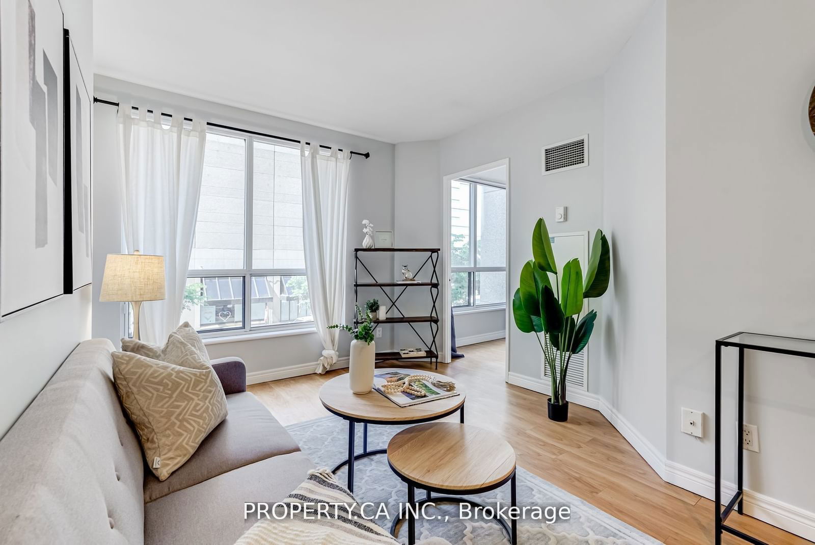 55 Bloor St E, unit 203 for sale