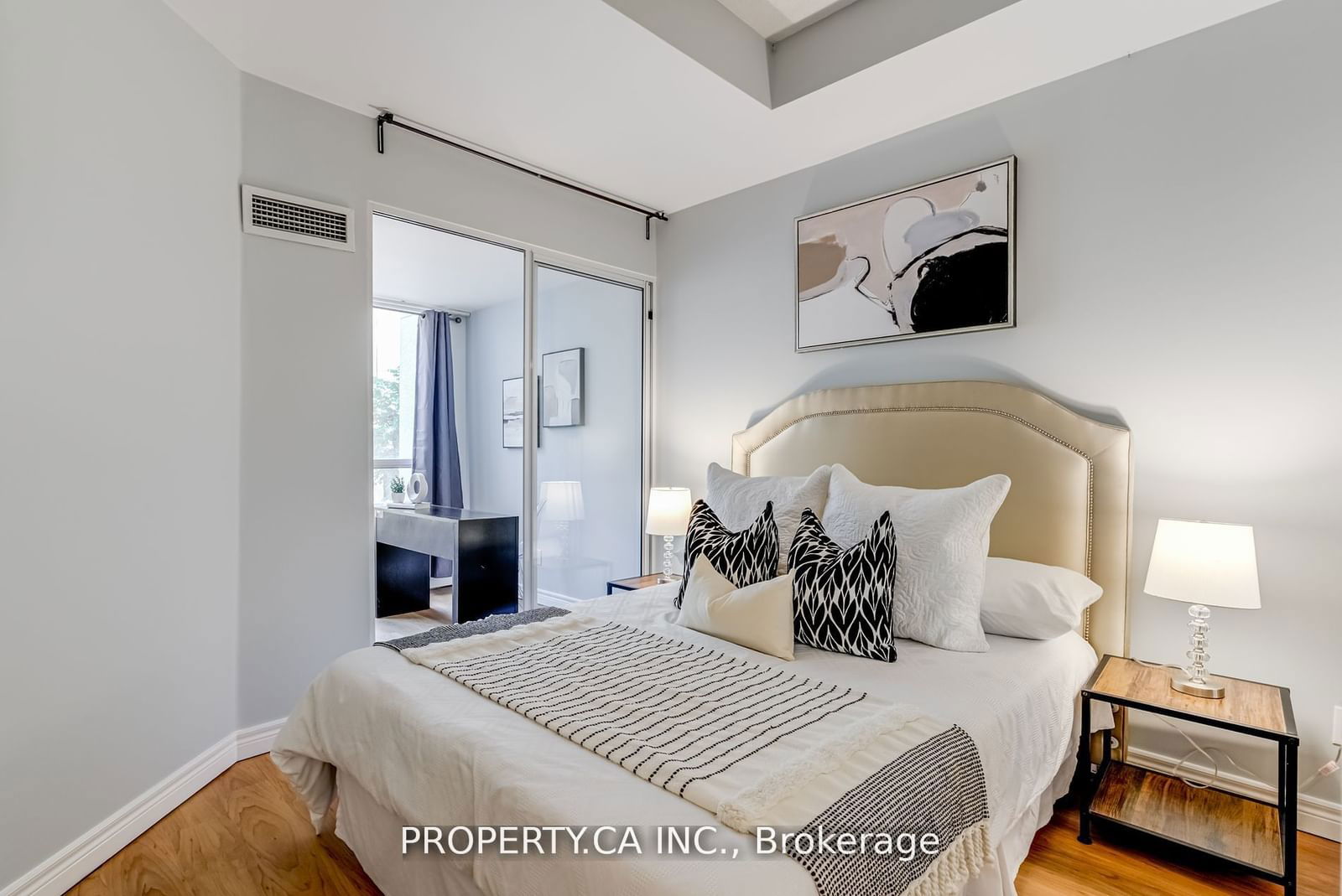 55 Bloor St E, unit 203 for sale - image #21