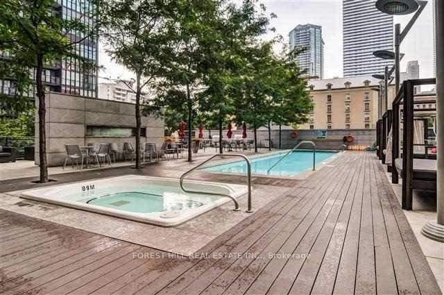 110 CHARLES St E, unit 1804 for rent - image #15