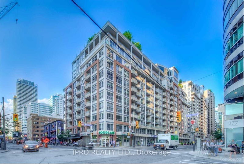 250 Wellington St W, unit 928 for rent