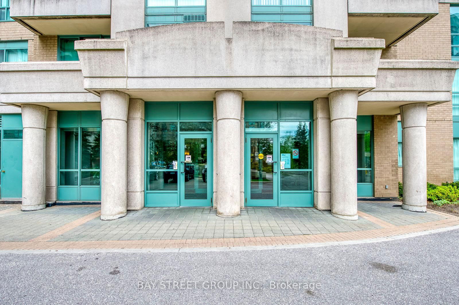 1 Pemberton Ave, unit 1008 for rent - image #2